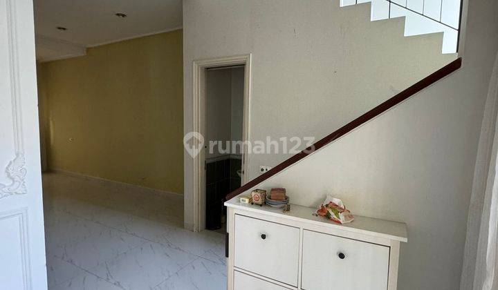 Rumah 2 Lantai Bagus di Pondok Hijau Golf, Gading Serpong 2