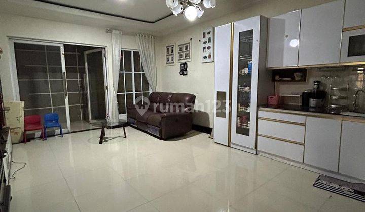 Jual Cepat Rumah 2 Lantai Semi Furnished SHM di Bsd The Green, Tangerang 1