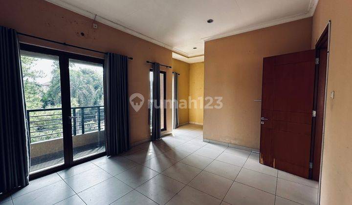 Rumah 2 Lantai Unfurnished SHM di Serpong Villa Melati Mas, Tangerang Selatan 2