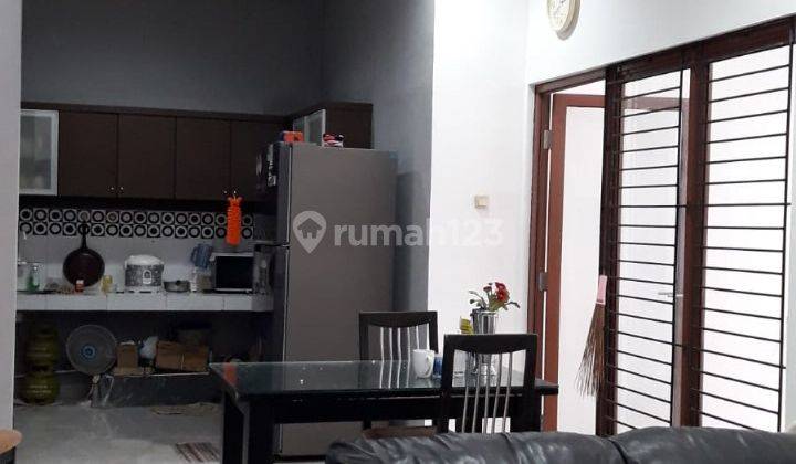 Rumah 2 Lantai SHM Siap Huni di Serpong Villa Melati Mas, Tangerang Selatan 2