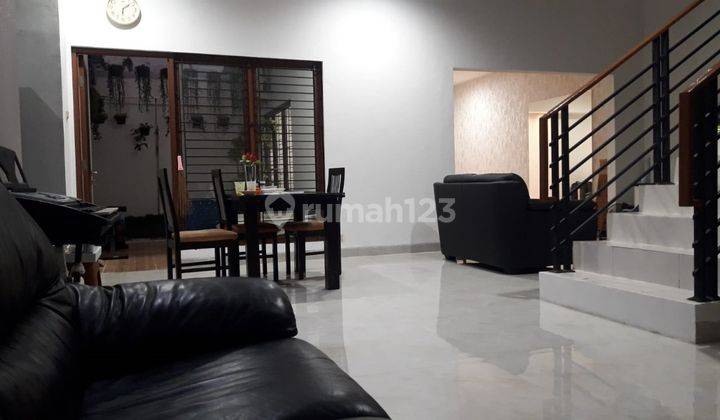 Rumah 2 Lantai SHM Siap Huni di Serpong Villa Melati Mas, Tangerang Selatan 1