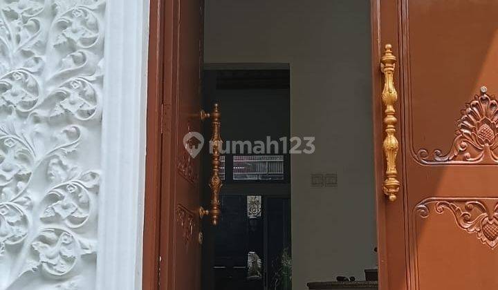 Rumah Mewah 3,5 Lantai SHM di Bsd Nusaloka, Tangerang 2