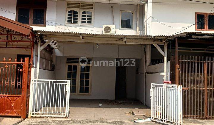 Dijual Rumah 2 lantai di Jalan Raya Kelapa Gading 1