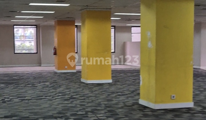 Disewakan Gedung Kantor Ex Bank 8 Lantai di Lokasi Strategis Tkebon Sirih Menteng Jakarta Pusat