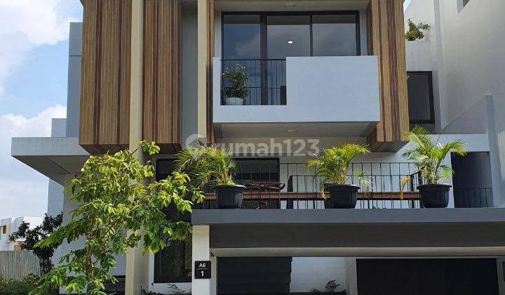 Rumah 2 Lantai Baru Attic Room di Wilayah Super Strategis Bsd 2