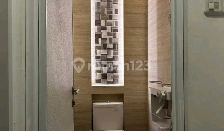 Sell Mrs. Beneran This February 2 Billion Cash Negotiable Fast 2