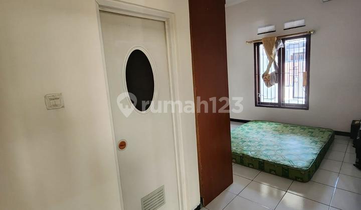 Disewakan Rumah Cantik & Nyaman Lokasi Taman Cibaduyut Indah