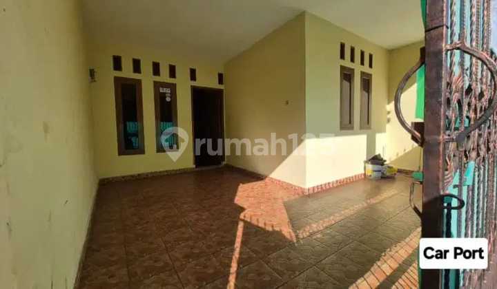 For Rent 2-Storey House Ready to Occupancy in Pos Giro Arcamanik Complex, Bandung For Rent 2-Storey House Ready to Occupancy in Pos Giro Arcamanik Complex, Bandung