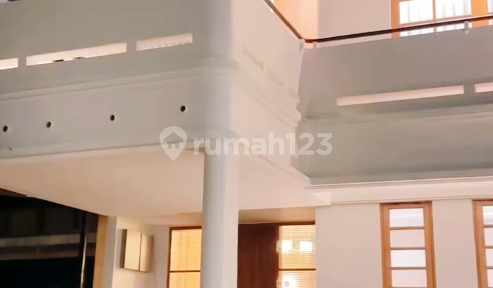 Bawah Koper ke Wangsakerta, Private Pool, Full Furnished & Elektronik