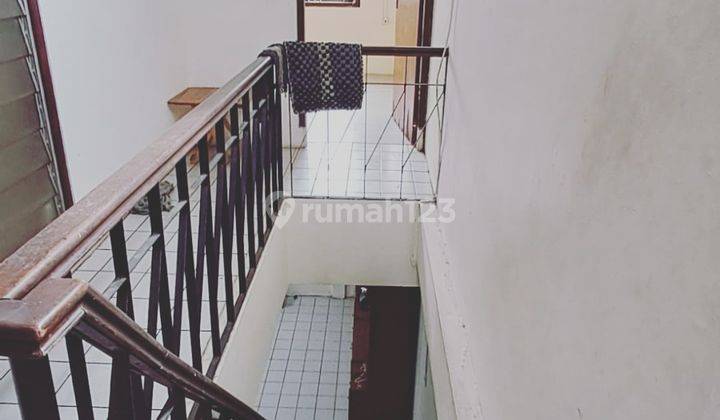 Sewa Rumah 2 Lantai Di Sayap Ciateul Bandung 1