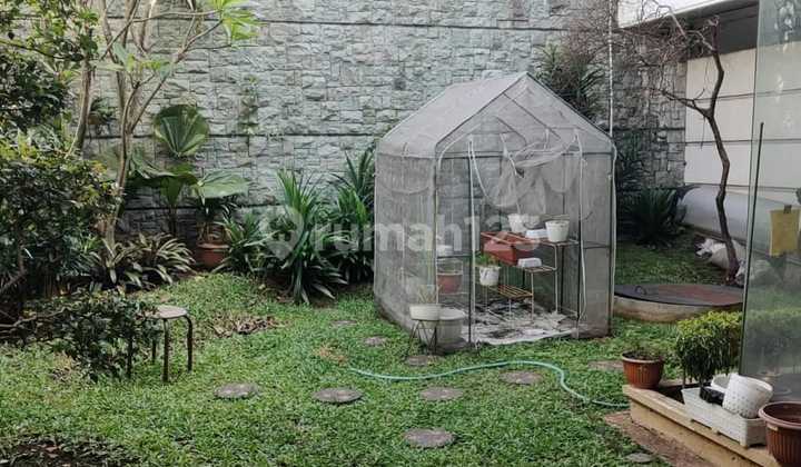 For Sale Modern Luxury House in Taman Sakura Indah, Soekarno Hatta Bandung 2