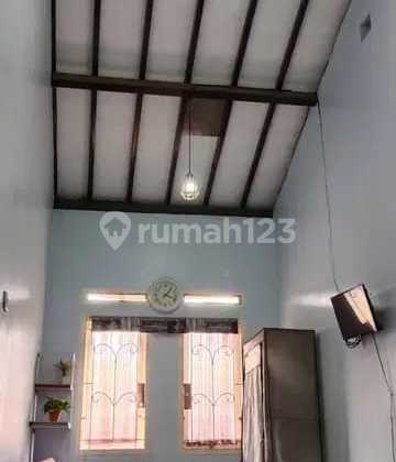 Disewakan Full Furnished Rumah di Cikutra Baru Residence Bandung 2