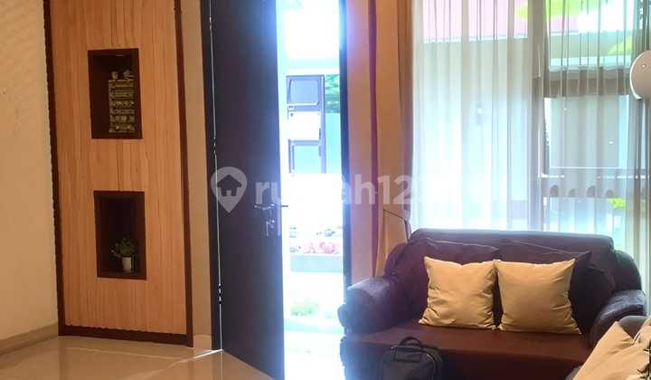 Dijual Rumah Full Furnished di Maple Town House Gunung Batu, Pasteur Dijual Rumah Full Furnished di Maple Town House Gunung Batu, Pasteur
