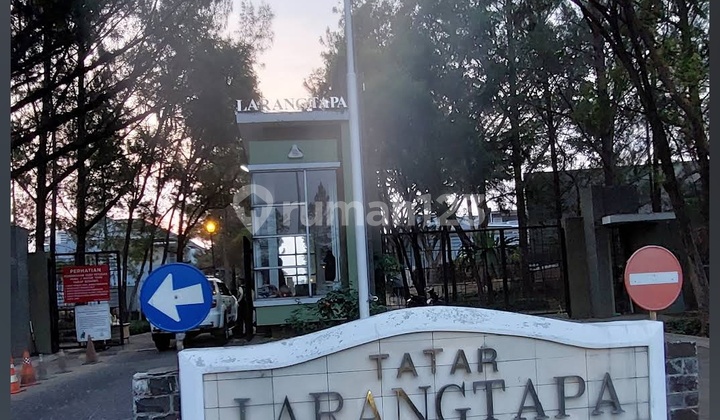 Rumah Sultan Siap Huni di Kota Baru Parahyangan