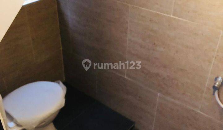 Rm012 Dijual Over Kredit, Rumah The Golden Stone Bsd 2