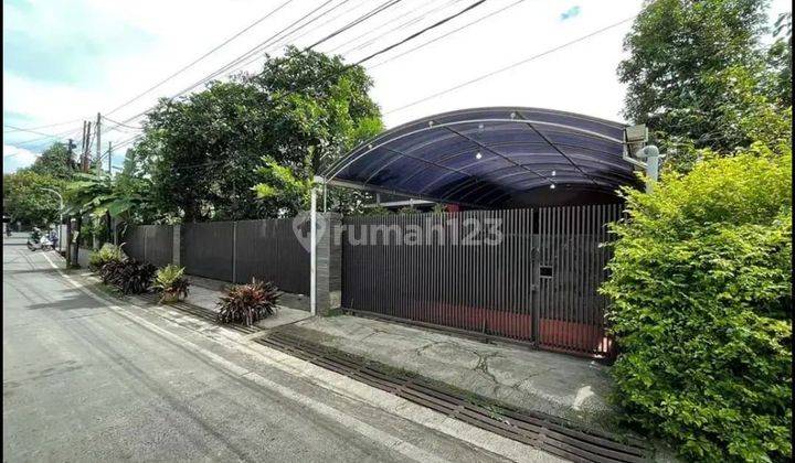 Rumah Bagus 2 Lantai di Sarijadi Bandung Semi Furnisted Siap Huni 1