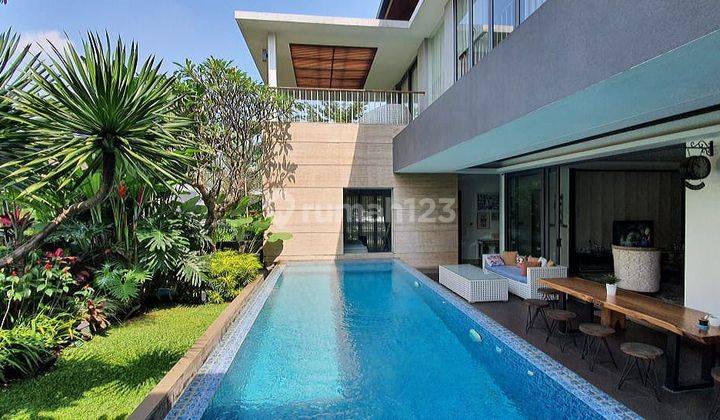 Rumah Lux Minimalis Tropis 3 Lantai di Bandung Furnisted  2