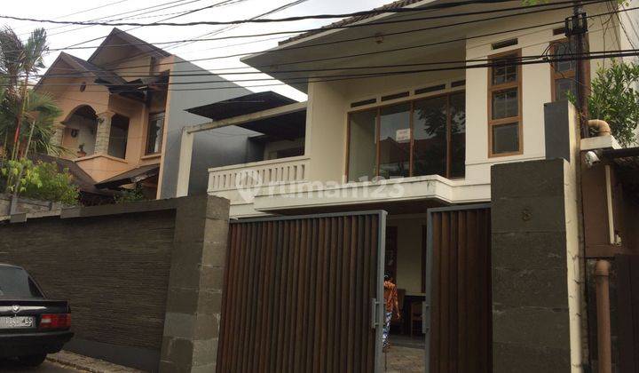 Rumah Bagus 2 Lantai Setra Dago di Bandung  Siap Huni 1