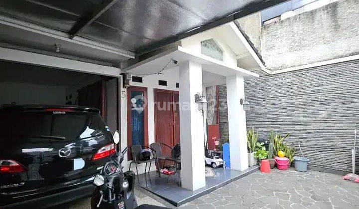 Rumah 2 Lantai Bagus di Cikutra Bandung Siap Huni 2