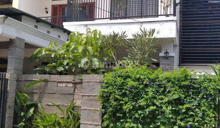 Rumah Minimalis Bagus 2 Lantai di Geger Kalong Bandung Siap Huni 1