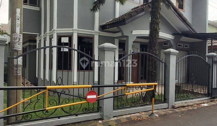 Rumah Mewah 2 Lantai di Bandung Siap Huni 1