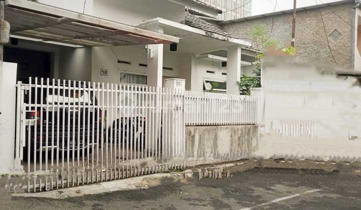 2-Story House in Cihampelas Bandung Ready to Occupy 1
