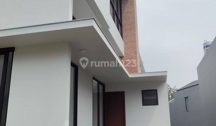 Rumah Hoek Baru Minimalis 2 Lantai Di Bandung Utara Siap Huni 2