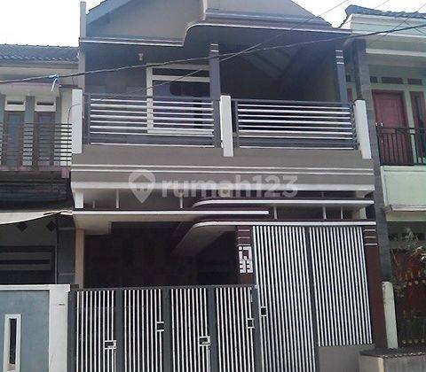 Rumah Minimalis 2 Lantai Strategis Di Ciwastra Bandung  2