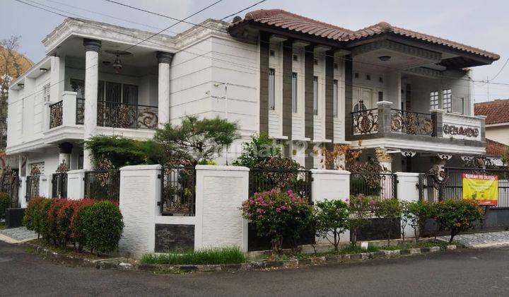 Rumah Mewah 2 Lantai Komplek Metro Margahayu Bandung Siap Huni 1