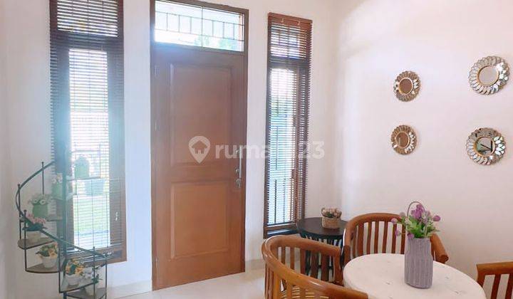 Rumah Asri Bagus Hoek Semi Furnished Bandung Utara Siap Huni 2