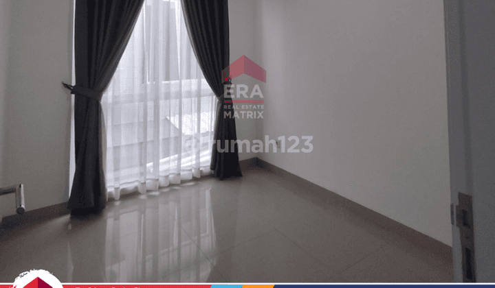 Rumah Mewah Lokasi Strategis Cluster Yarra Jakarta Garden City 1