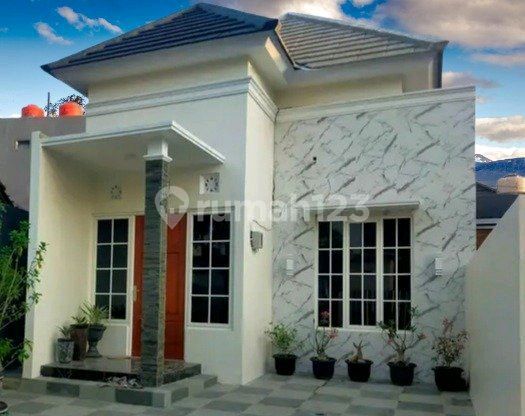 Strategic Flood-Free House in Mangunharjo Tembalang 1