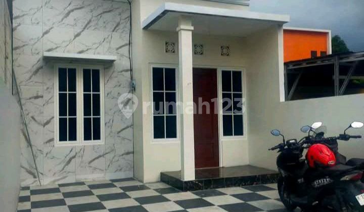 Nice House Strategic Location In Tembalang Good SHM