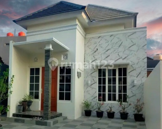 Rumah Bagus Dekat Unimus 1
