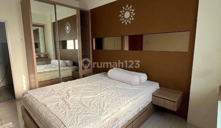 Disewakan Apartemen Puncak Dharmahusada 3BR Furnish dekat Unair C 2