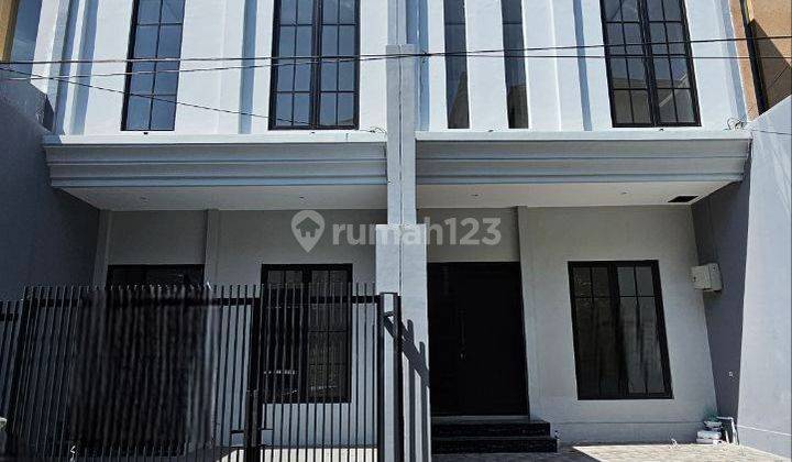 Rumah Baru 2 Lantai Graha Santosa Rungkut Akses Merr 1