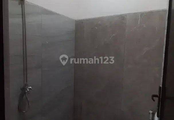 Jual Rumah Baru 2 Lantai Royal Paka Gunung Anyar Dekat Upn 2