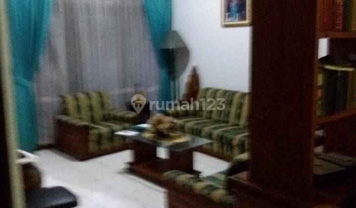 Rumah Super Luas Ada Halaman Depan Dan Belakang di Antapani 2