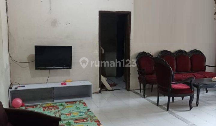 Rumah Bangunan Terawat Nyaman Banget di Pharmindo 2