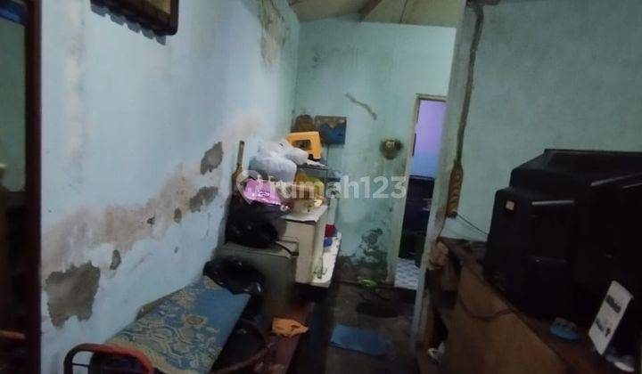 Rumah Dekat Pusat Perbelanjaan di Leuwi Panjang 2