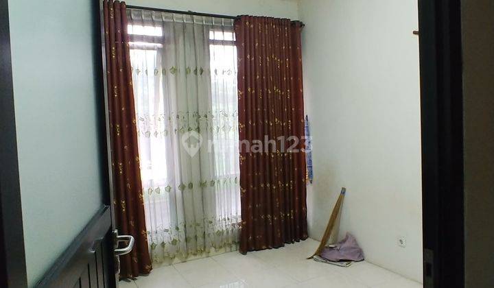 Ruko Mainroad Kompek Untuk Kantor di Mustika Residence, Ciwaruga 2