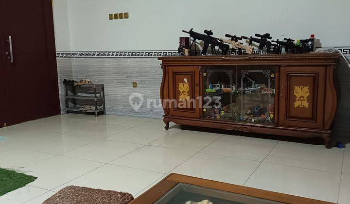 Rumah Bagus 2 Lantai Akses Jalan 2 Mobil di Sasak Gantung 2