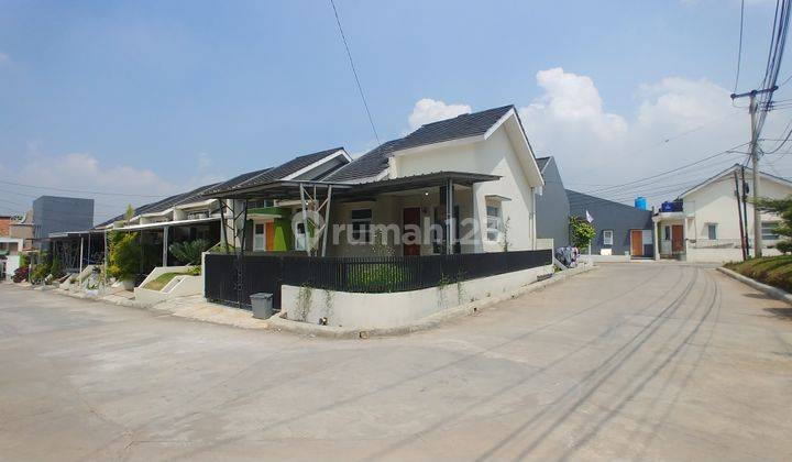 Rumah Bagus Minimalis di The Green Hill, Padalarang 1