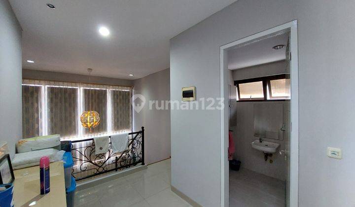 Rumah Mewah 2 Lantai Semi Furnished di Foresta Bsd City 2