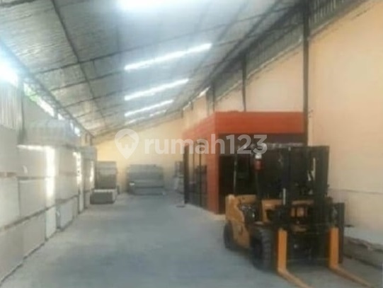 Majapahit Warehouse for Rent in Semarang 1