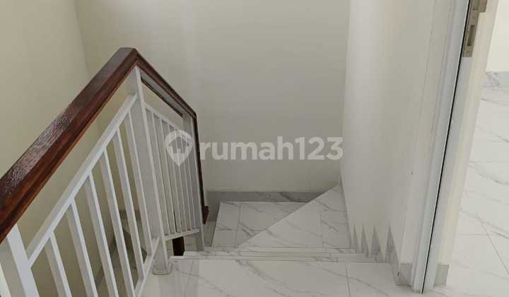 Rumah di Paramount Village Semarang