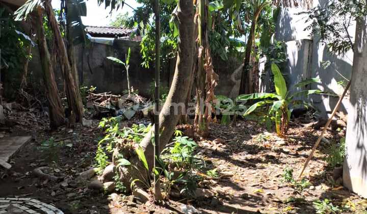 For Sale: House with Land Area Calculation in the Center of Semarang City (Continuing) 2