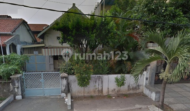For Sale: House with Land Area Calculation in the Center of Semarang City (Continuing) 1