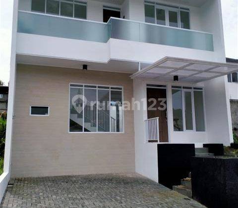 Termurah Rumah Baru 2 Lt View Indah Sejuk di Cikutra Bandung 1