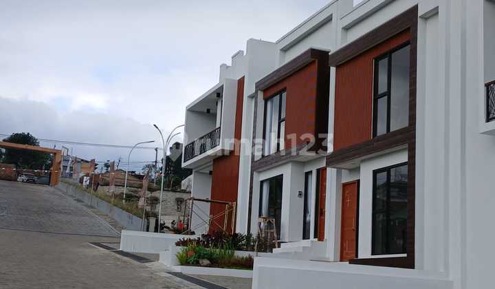 Rumah Mewah Furnish Harga dibawah Pasaran di Wisata Bandung 2